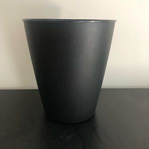 Black Plastic Waste Basket Trash Can Garbage Can